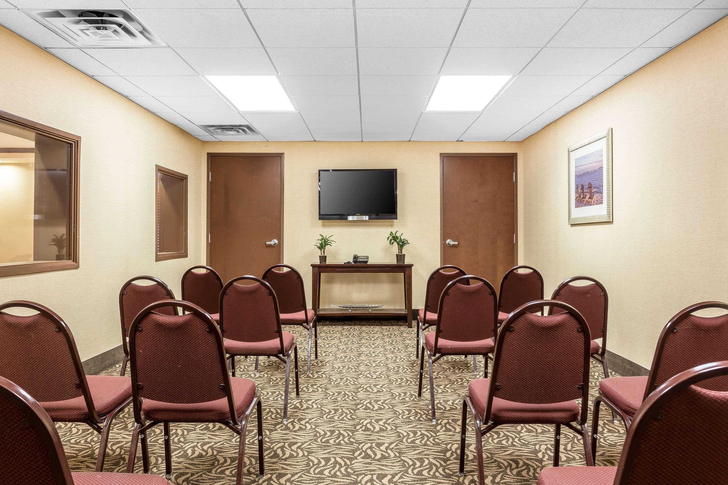 Comfort Suites Charleston West Ashley Εξωτερικό φωτογραφία