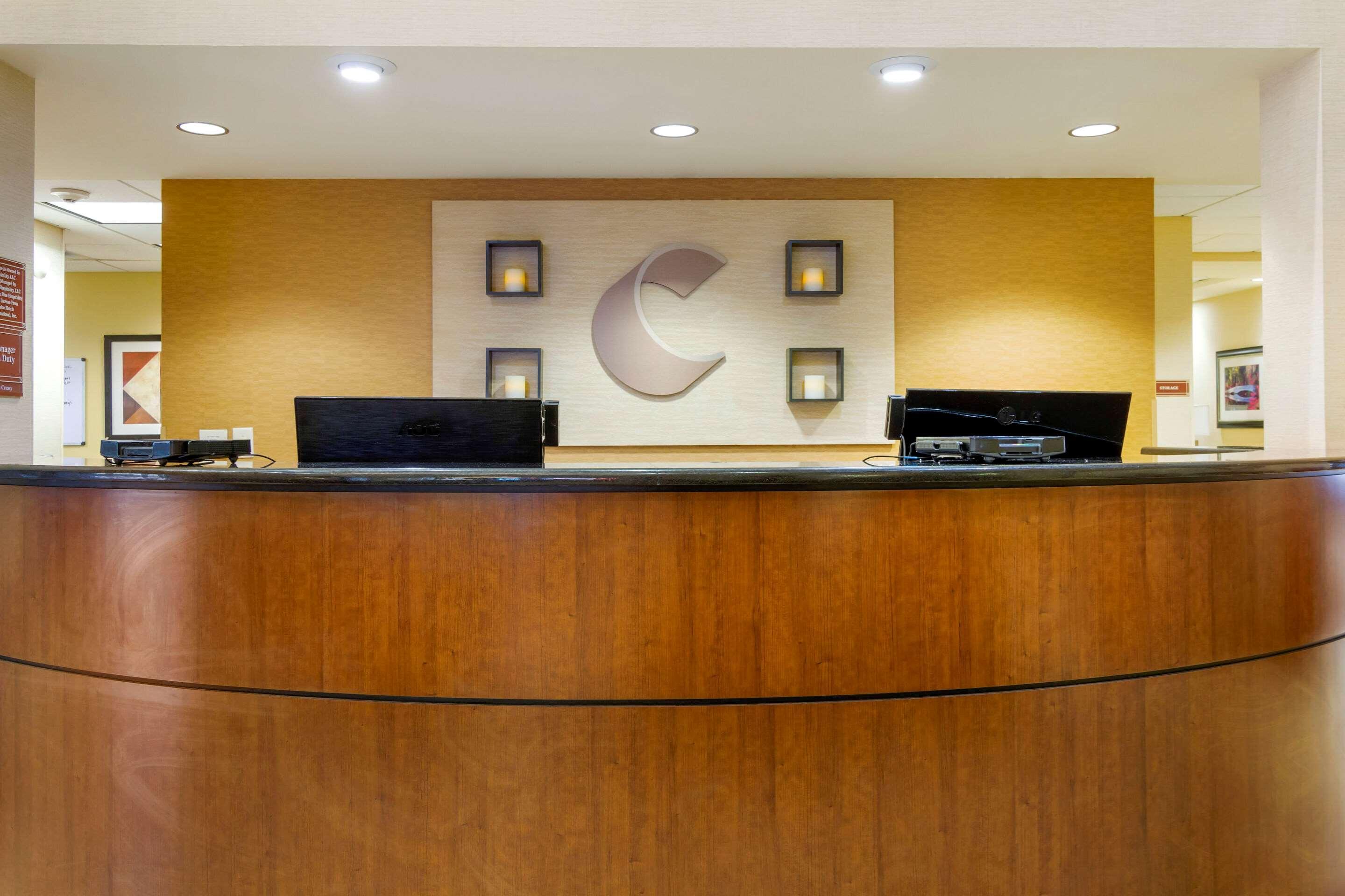 Comfort Suites Charleston West Ashley Εξωτερικό φωτογραφία